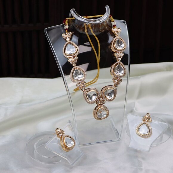 Royal Kundan Necklace & Earrings Set, JP30 - Picture 8 of 11